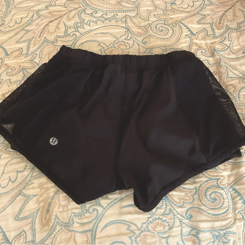 Lululemon size 2 shorts hotty hot? boyshort under.  Low rise 21/2 inch length!